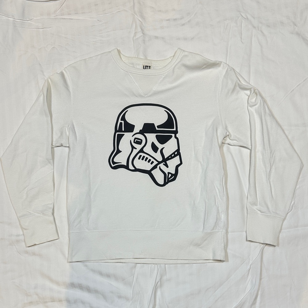 [UNISEX] UNIQLO Star Wars Stormtrooper Crewneck Sweatshirt S | White Graphic - Picture 4 of 10